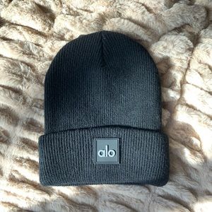 Alo Yoga Everyday Beanie